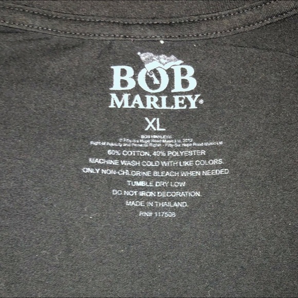 ♥️ 3/$10 BOB MARLEY black & white tee - Picture 3 of 3